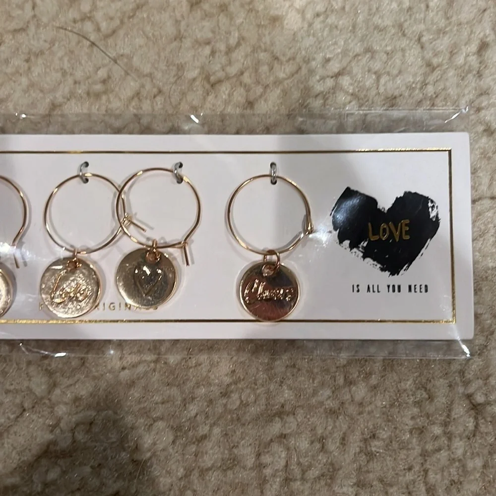Foxy originals love is all you need wine glass charms